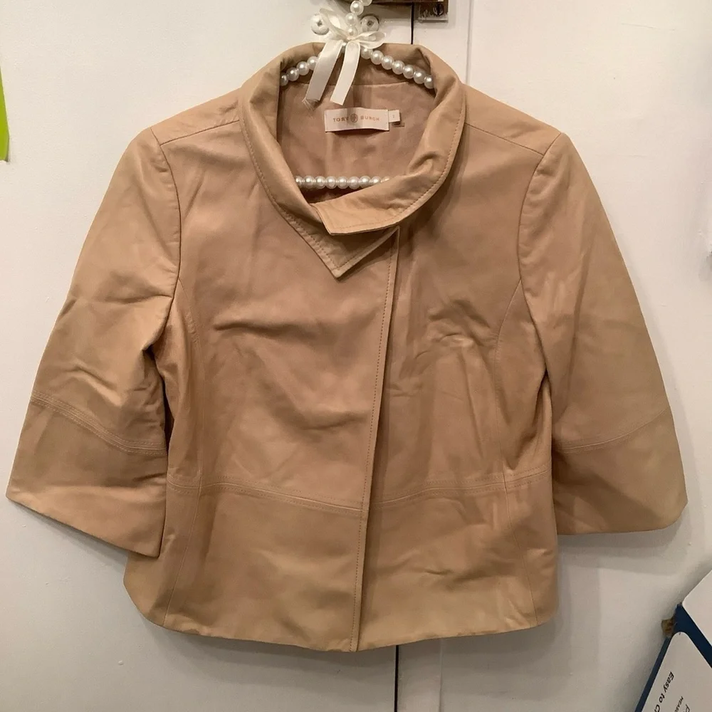 Tory Burch Leather Jacket In A Light Beige Nude Color Size 2​​
